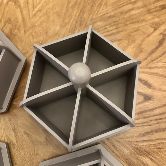 Set of Four Spinning Hexagon Organizers - Picture 4 of 5